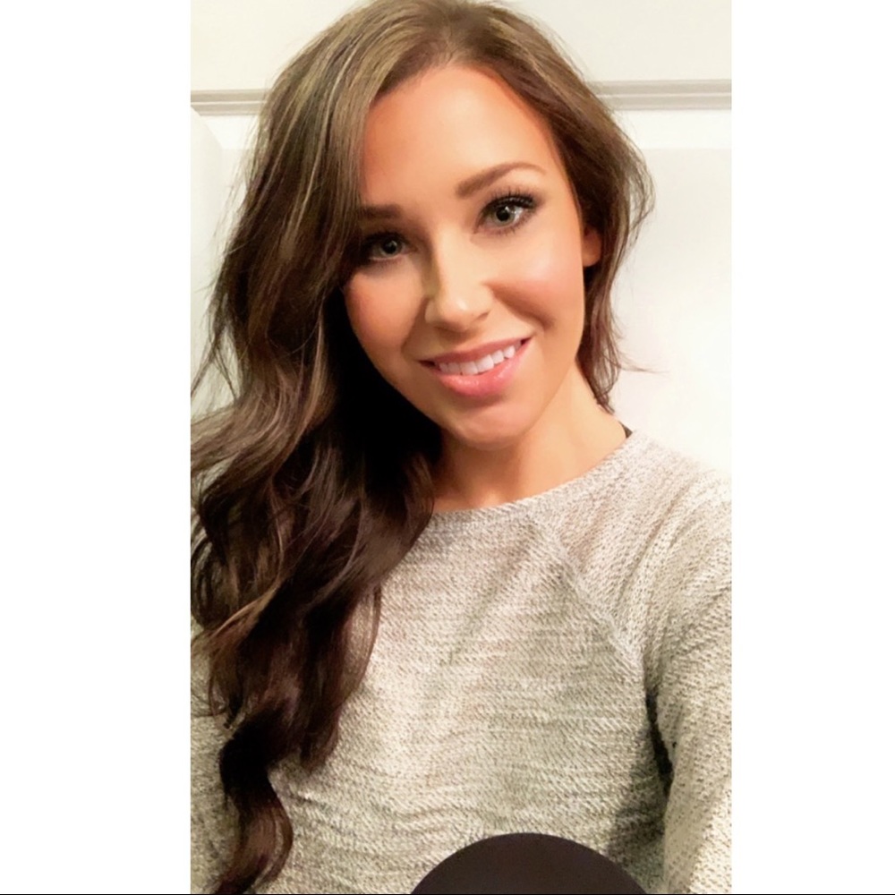 Meet your Posher, Amy